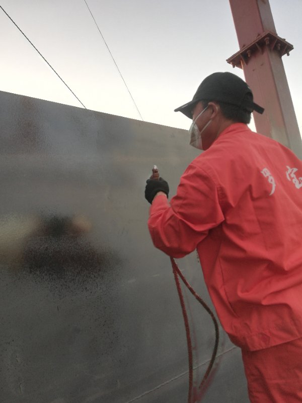 2018.5.3山西長(zhǎng)冶脫硫塔防腐施工噴涂